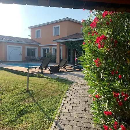 Maison A La Campagne *